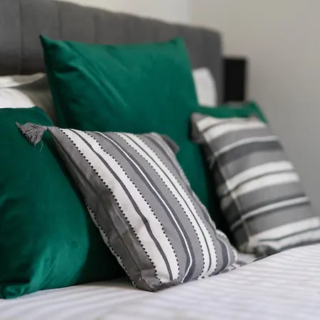 In The Heart Of The Center Warna